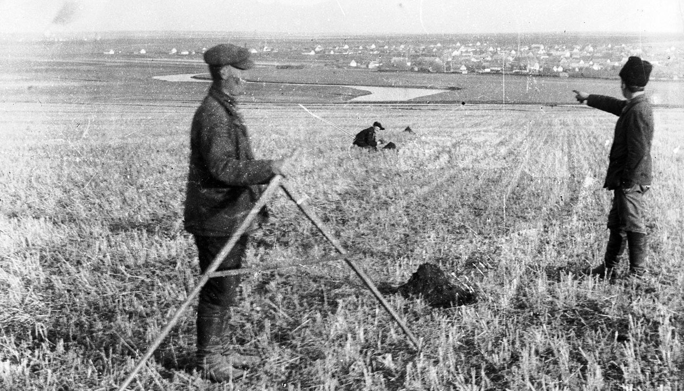 20 век земля. Землемер 19 век. Землеустройство в СССР. Межевание на Руси. Землеустройство в первые годы Советской власти.