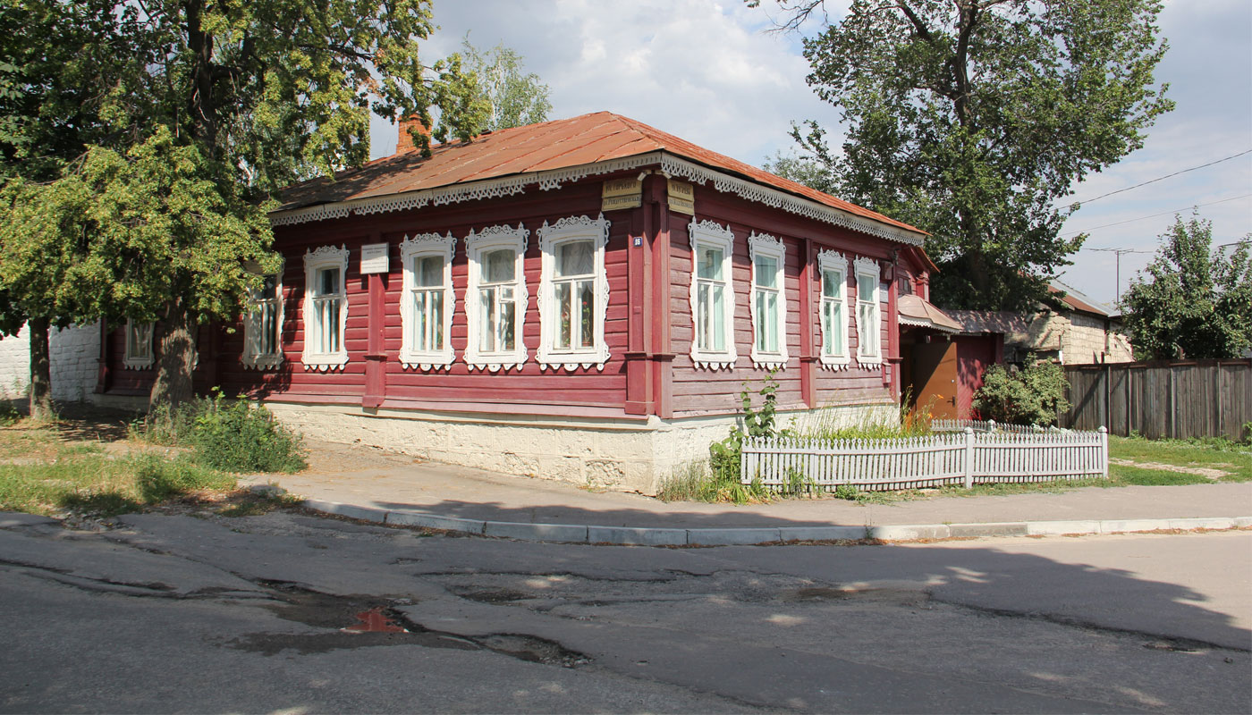 Где жил. Елец Орловская Губерния Бунин. Дом Бунина в Орловской губернии. Усадьба Бунина в Ельце. Бунин в Воронеже и Ельце дом музей.